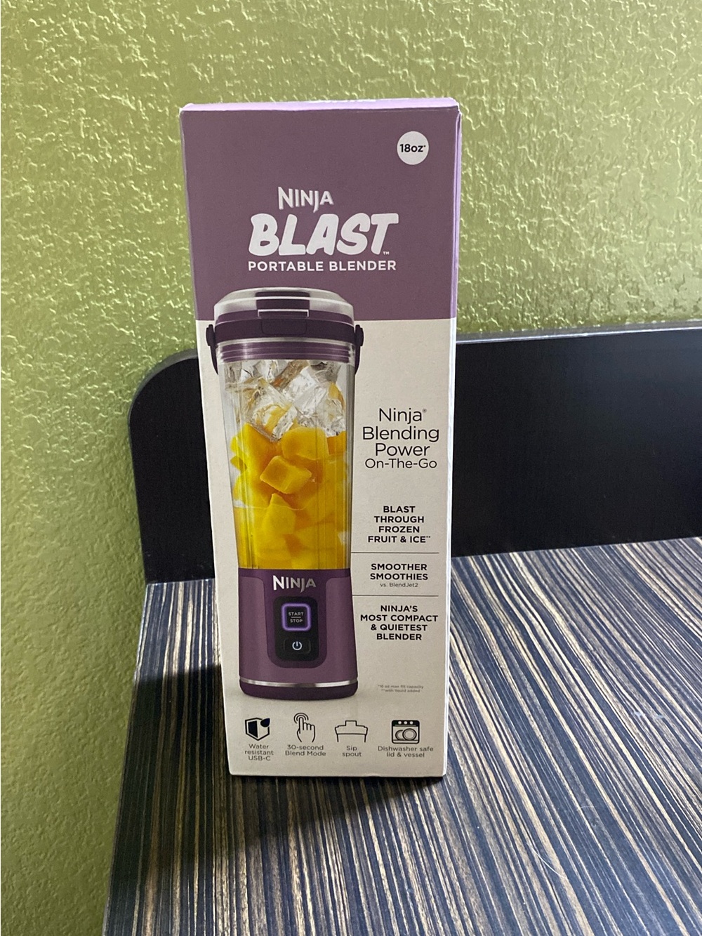 Ninja Personal Blender - Purple and Clear - Picture 2 of 11
